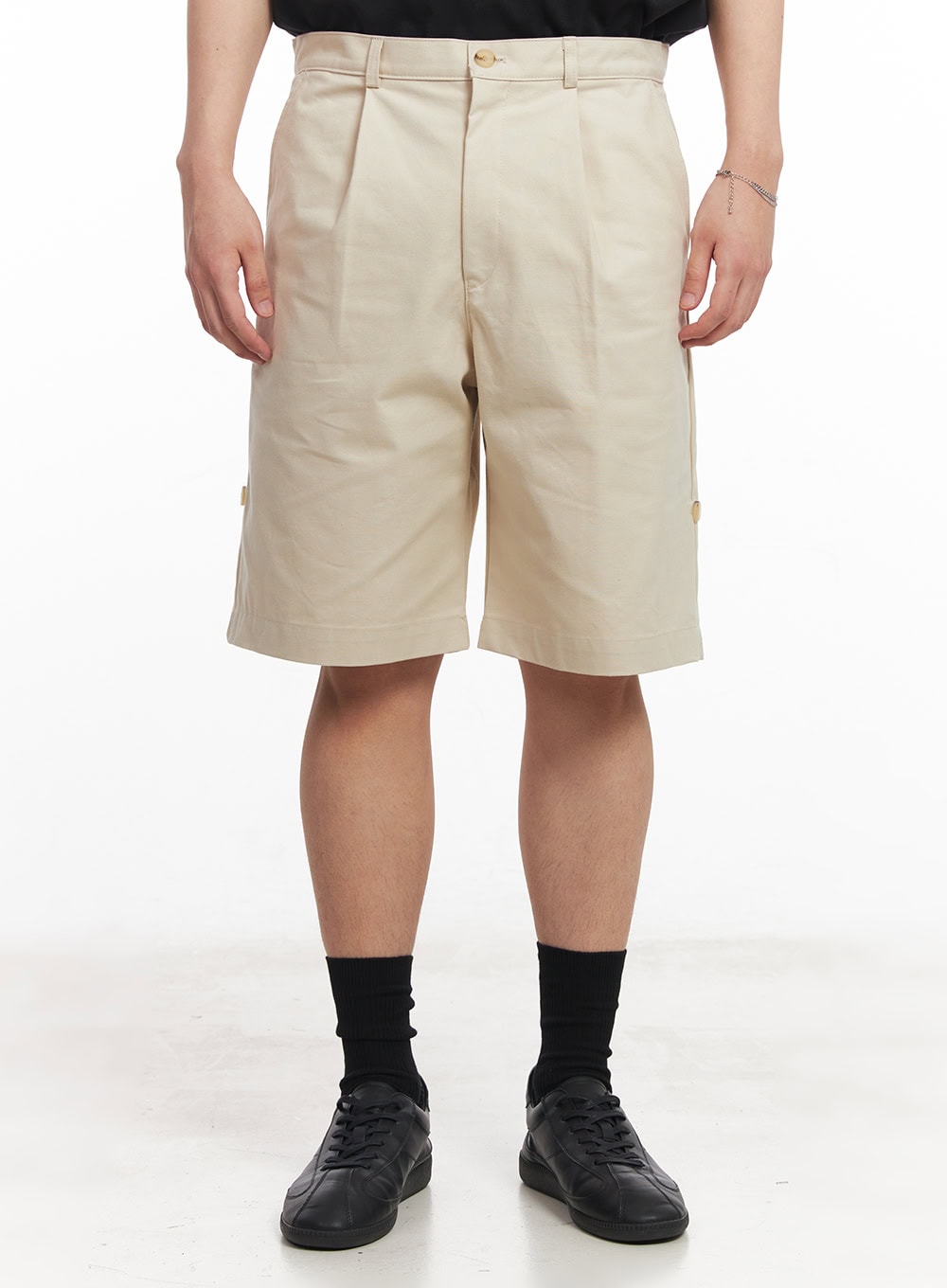 Men's Roll-Up Cotton Shorts (Light beige) IA529