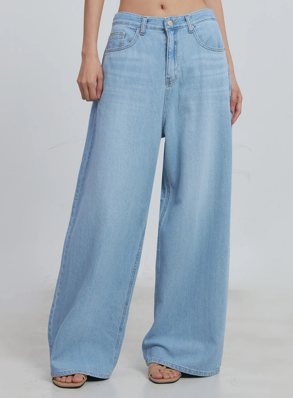 Scarlett Washed Wide-Leg Jeans IU512