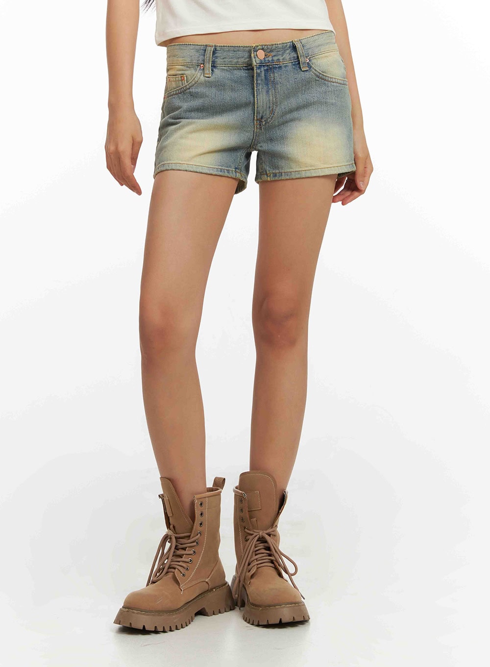 Low Rise Washed Denim Shorts IY422