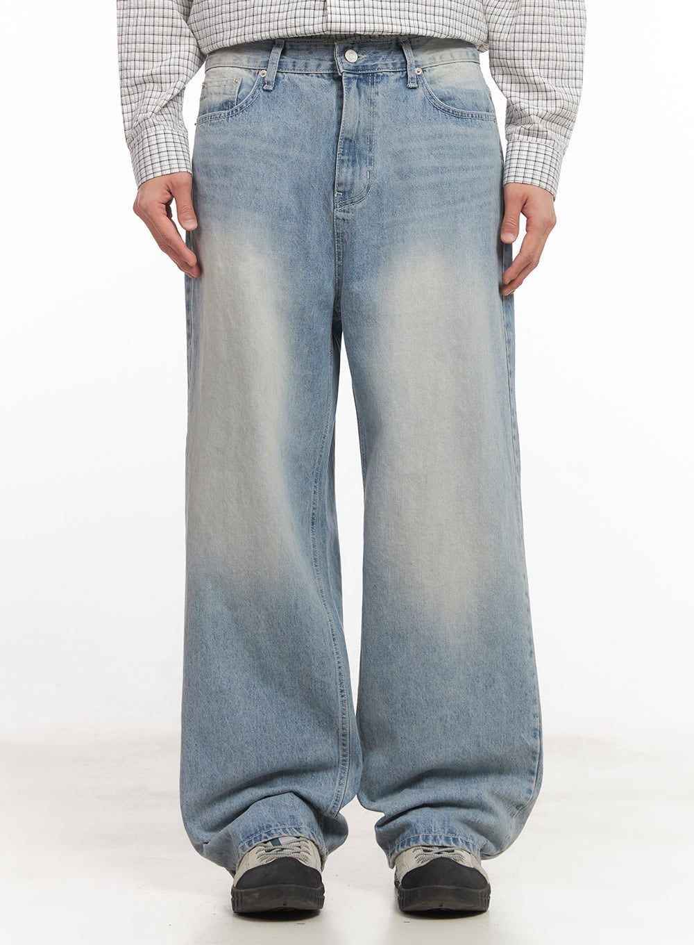 Men's Wide-Fit Washed Denim Jeans IA510