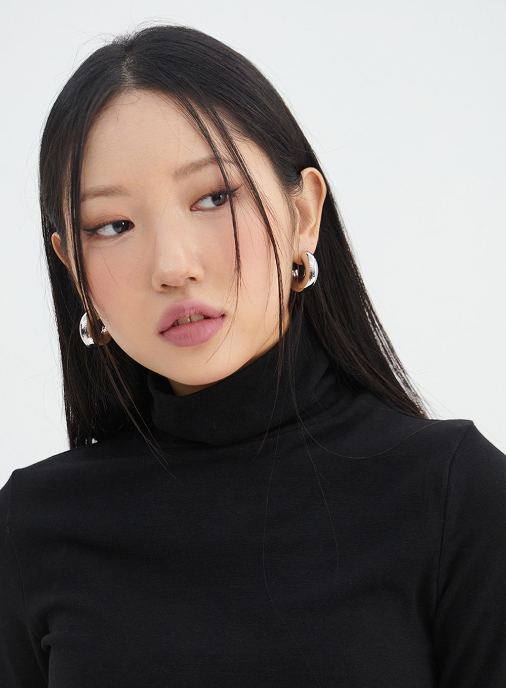 Bold Hoop Earring IN317