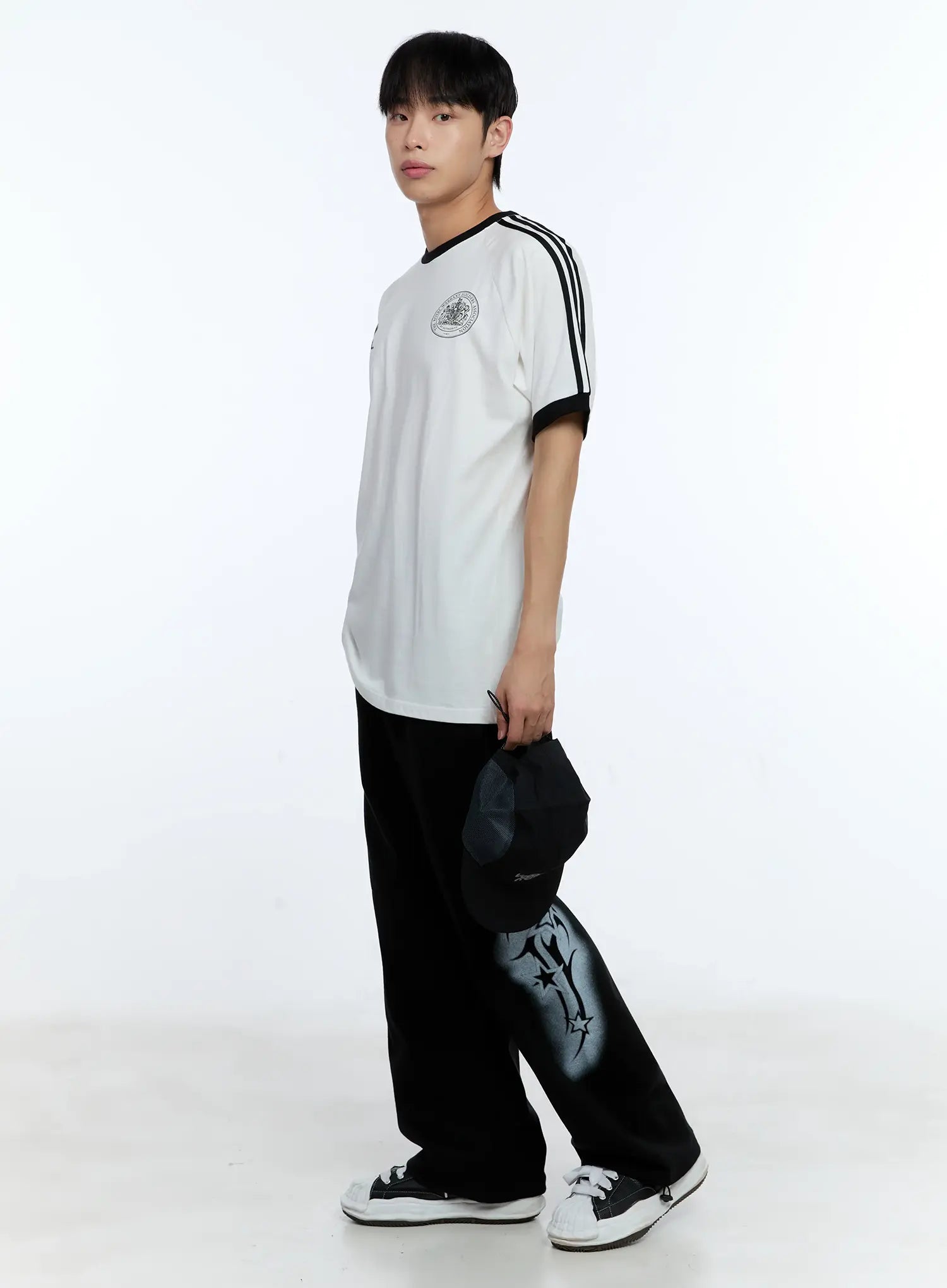 Men's Minimalist Graphic Cotton Tee IG515