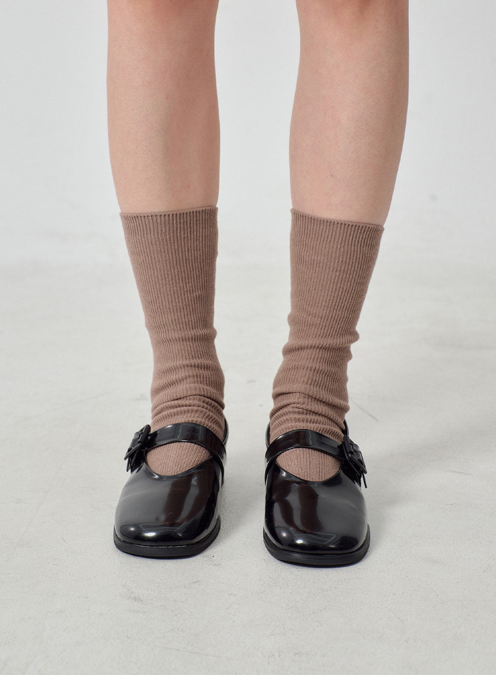 Ribbed Knit Socks OJ331