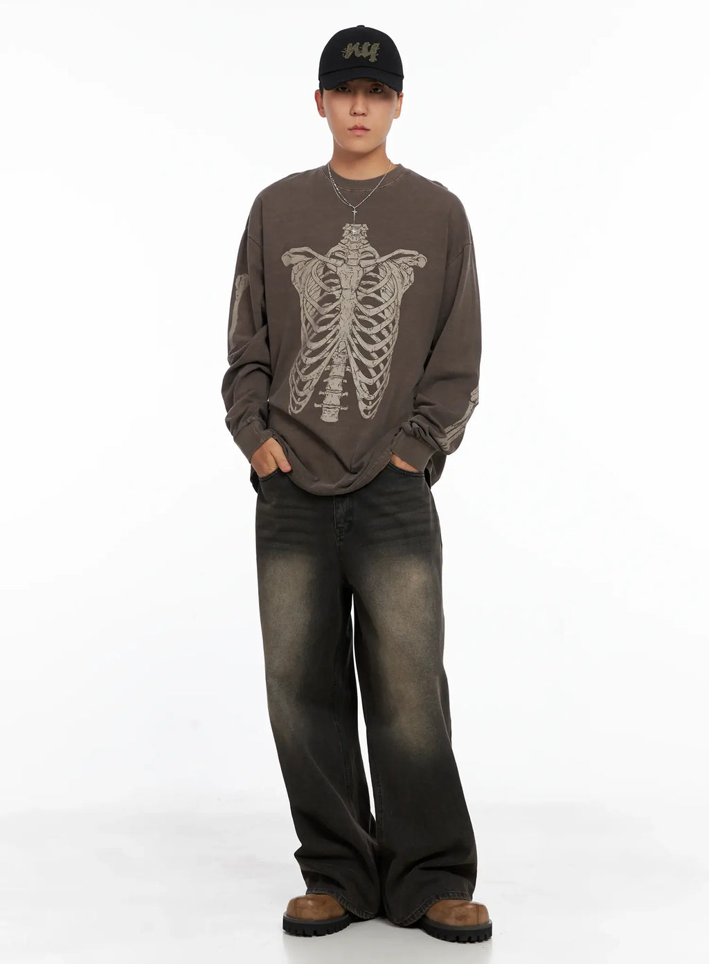 Men's Pigment Graphic Long Sleeve Tee IS502