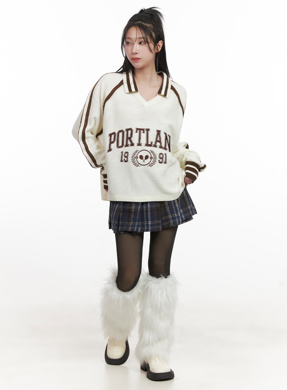 Portland Embroidered Collared Sweater CJ516