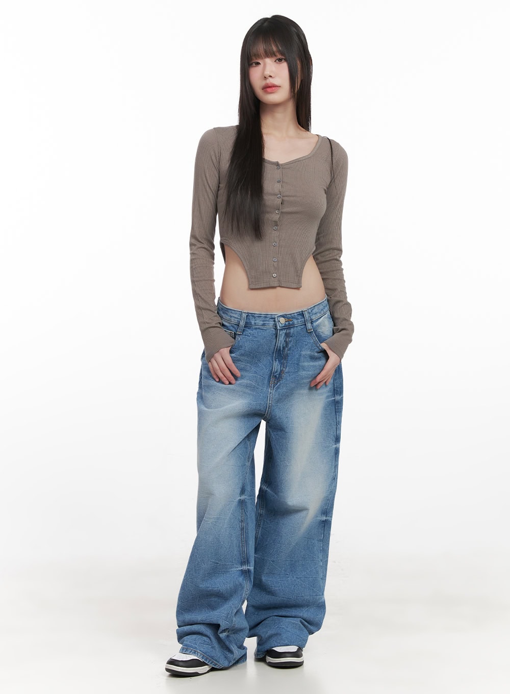 Buttoned Long-Sleeve Crop Top CJ524