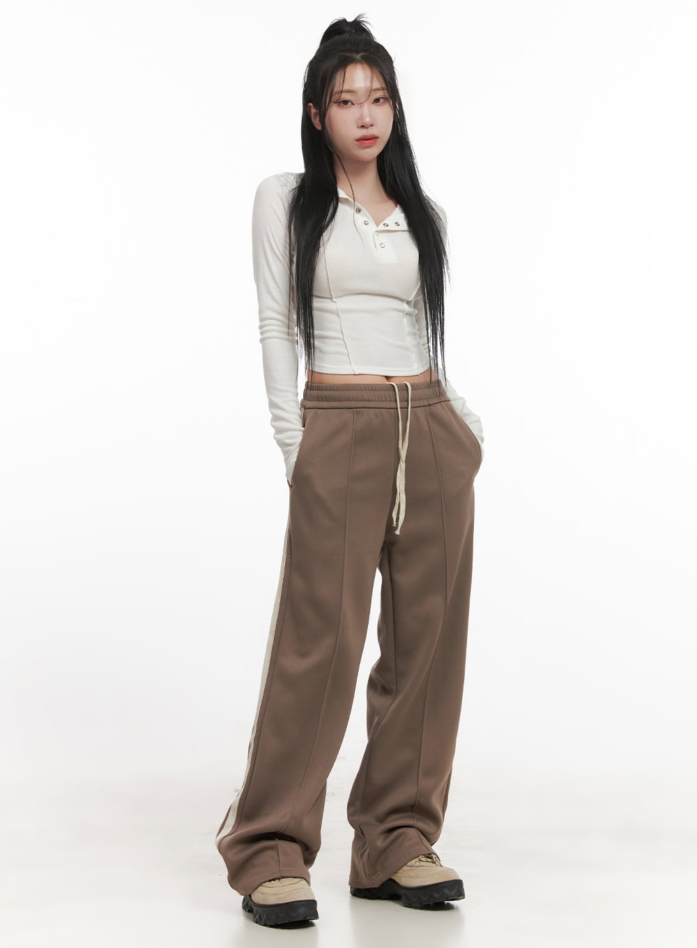 Long-Sleeve Hooded Buttoned Crop Top CJ516