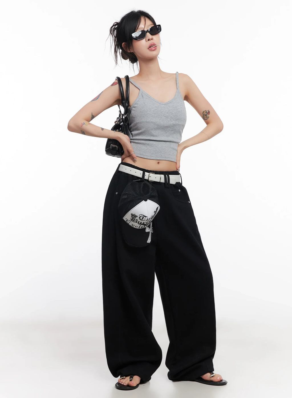 Chaeryeong Belted Wide-Leg Sweatpants IC503