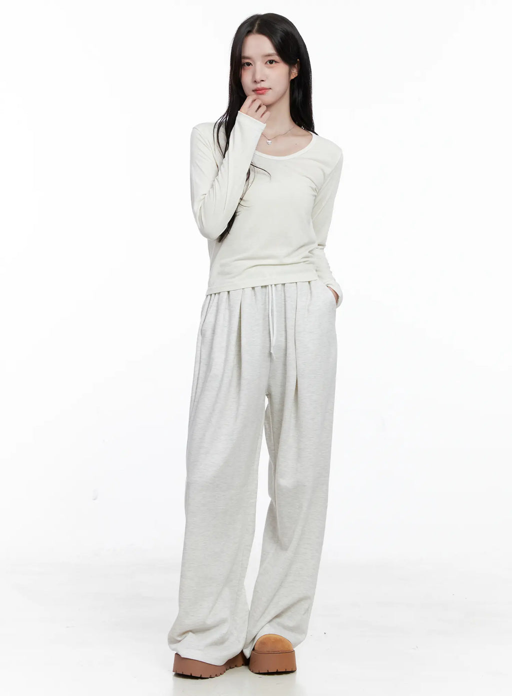 Basic Round Neck Long Sleeve Tee CS523