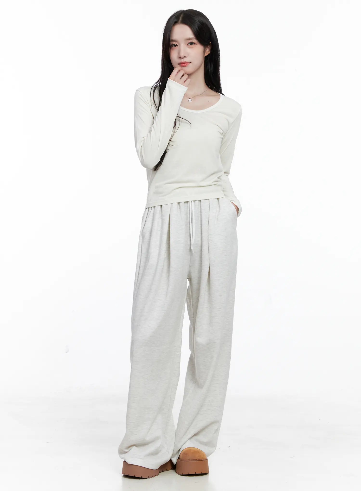 Basic Round Neck Long Sleeve Tee CS523