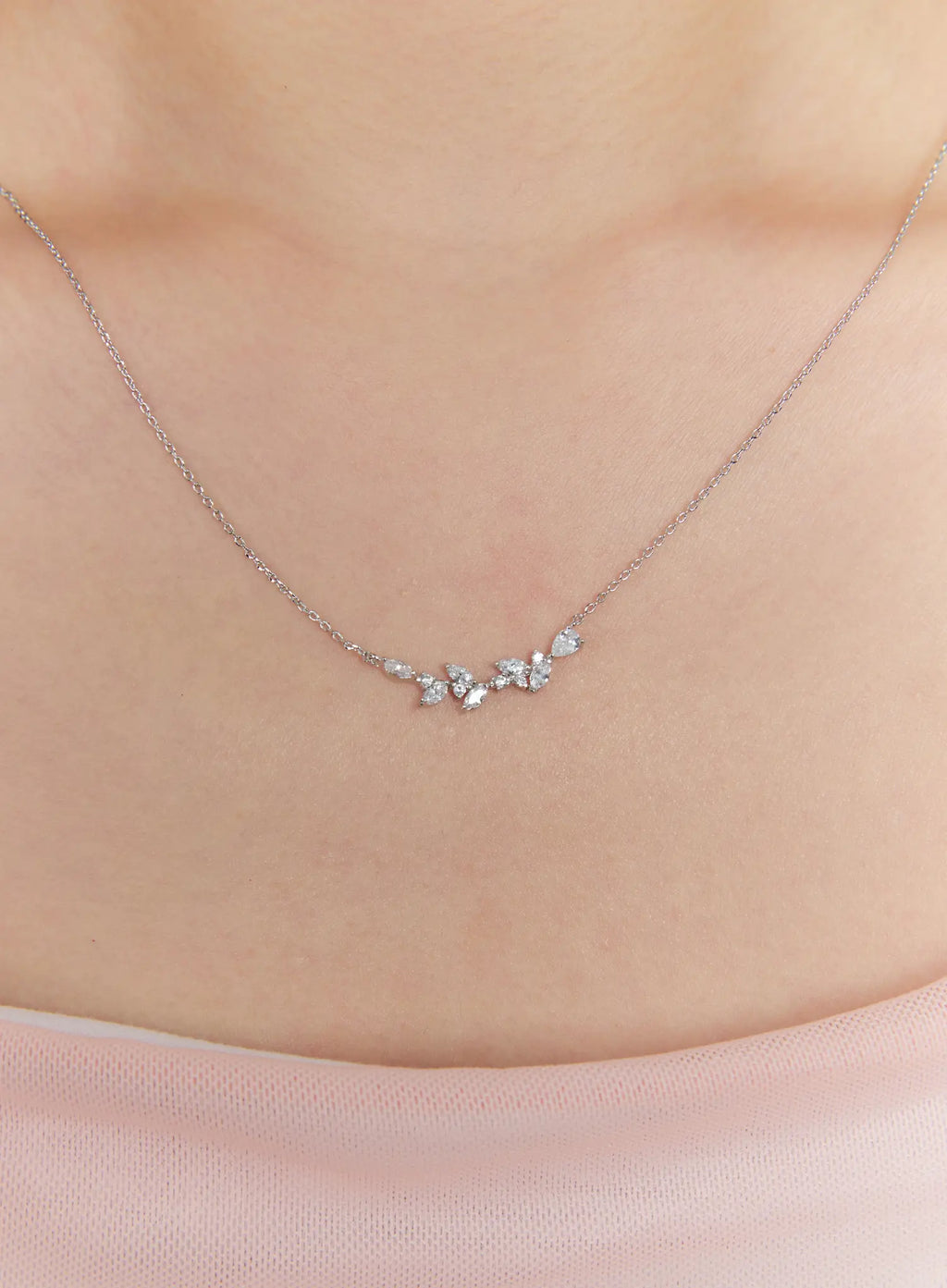 Stalk Line Necklace IS517