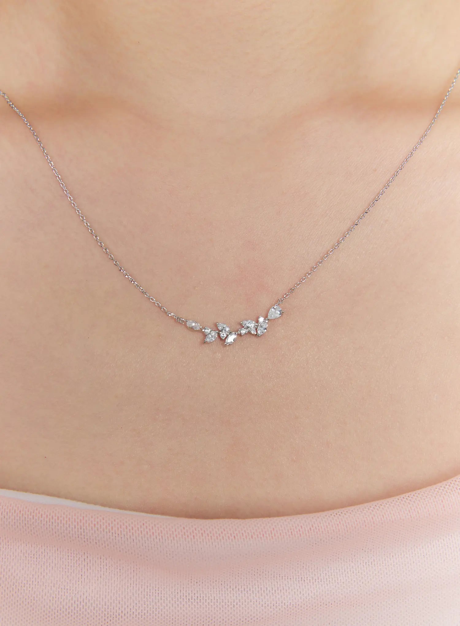 Stalk Line Necklace IS517