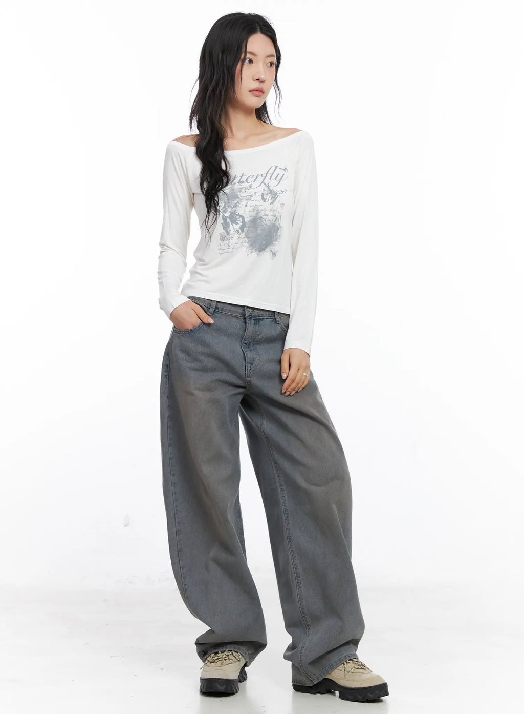 Graphic Off-Shoulder Long Sleeve Tee CC1809