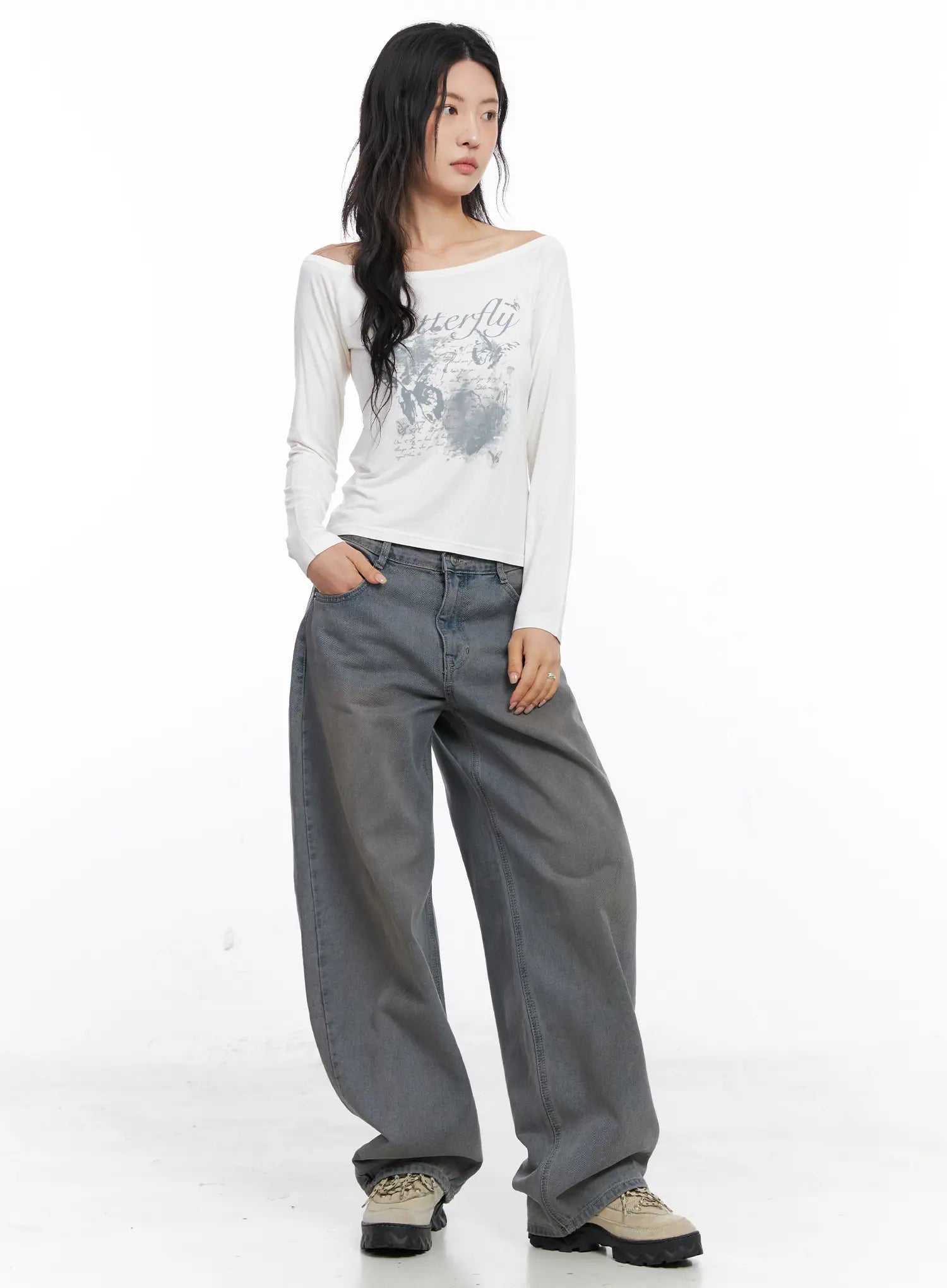 Graphic Off-Shoulder Long Sleeve Tee CC1809