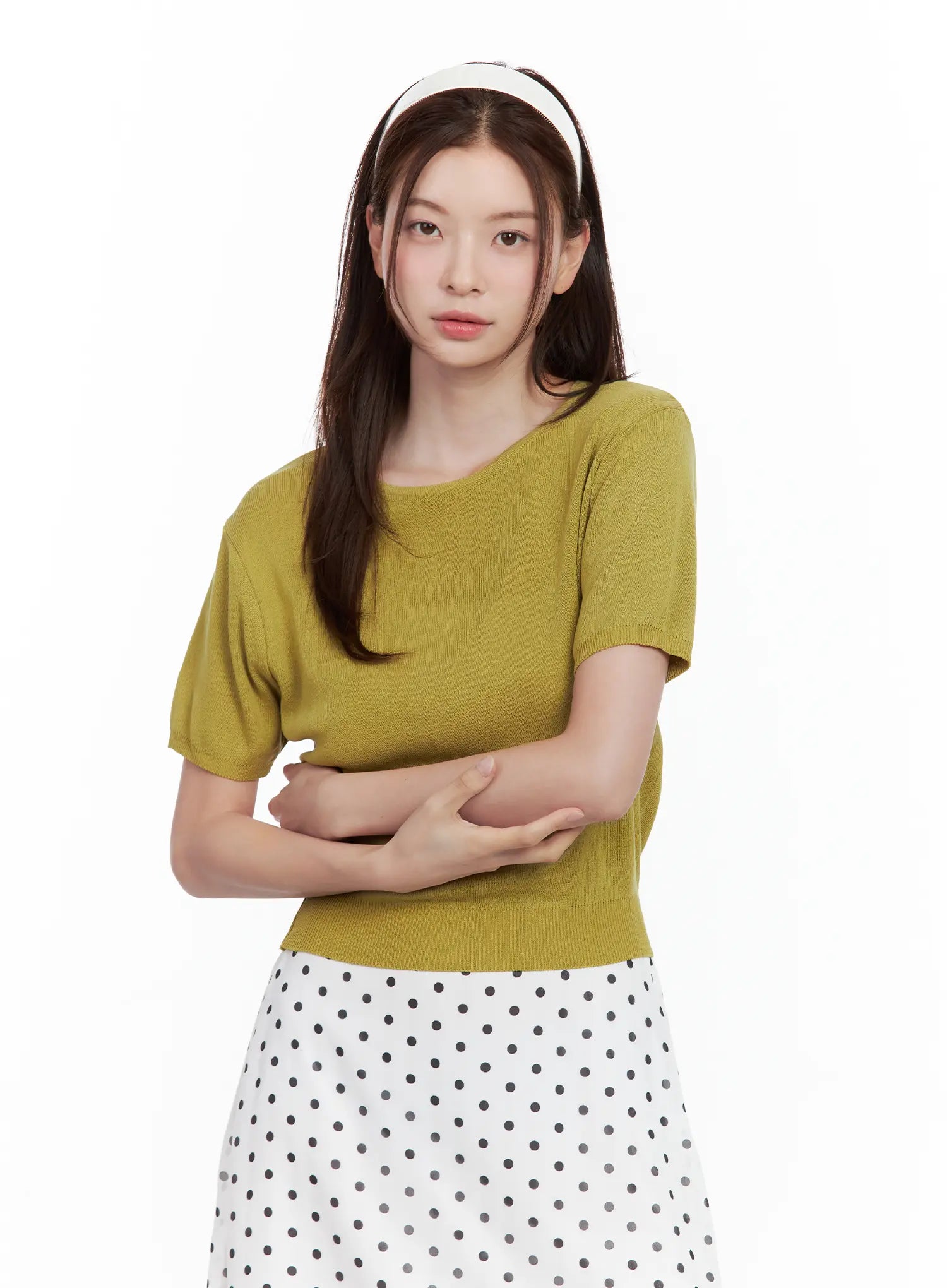 Lightweight Round-Neck Top CL502