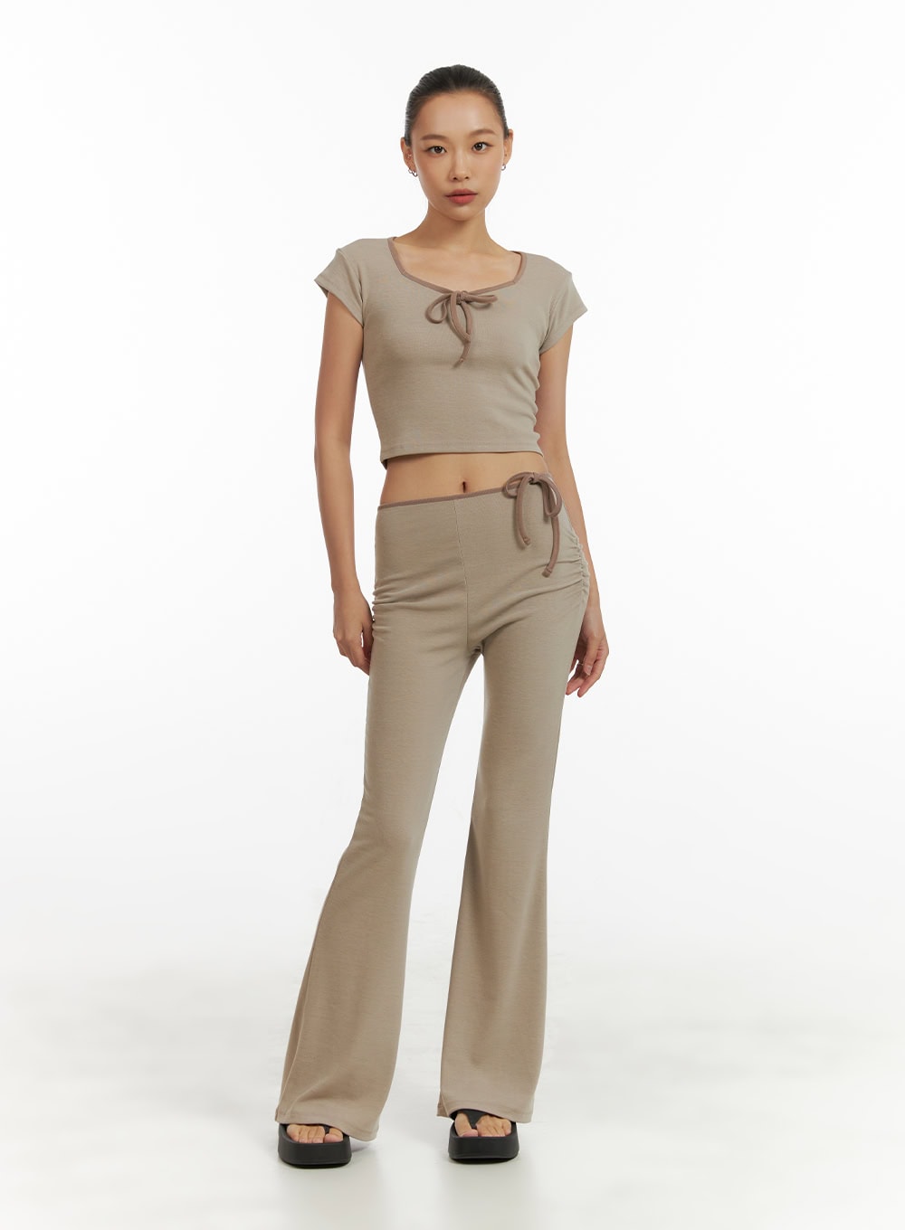 Ribbon Square Neck Crop Tee CU414