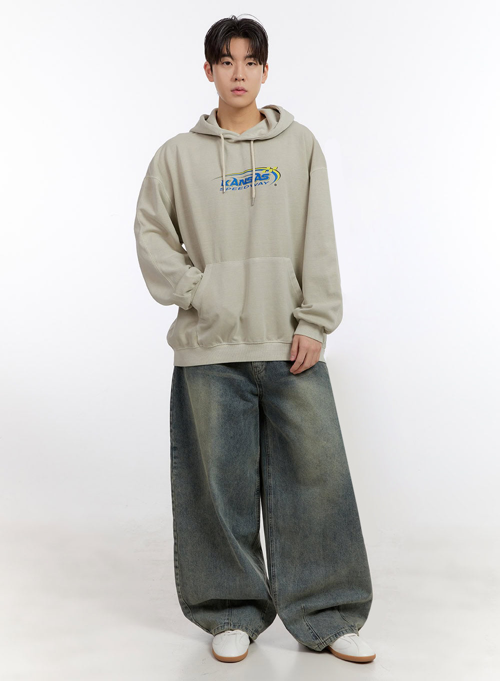 Men's Graphic Logo Hoodie IM525