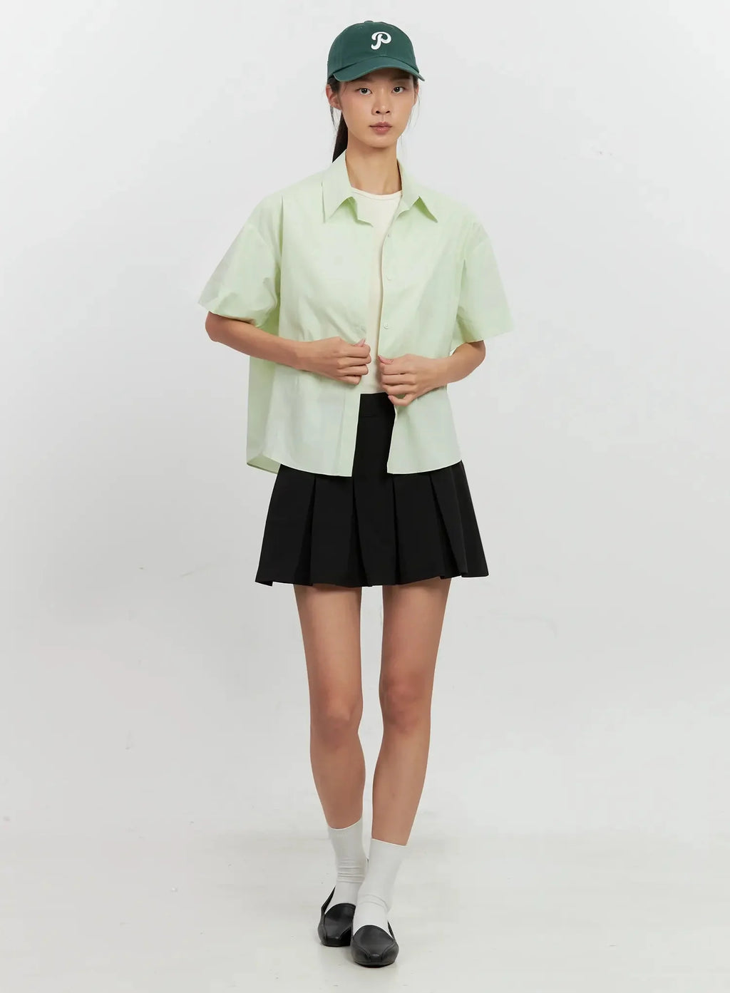 Collared Short-Sleeve Button-Up Shirt IL528