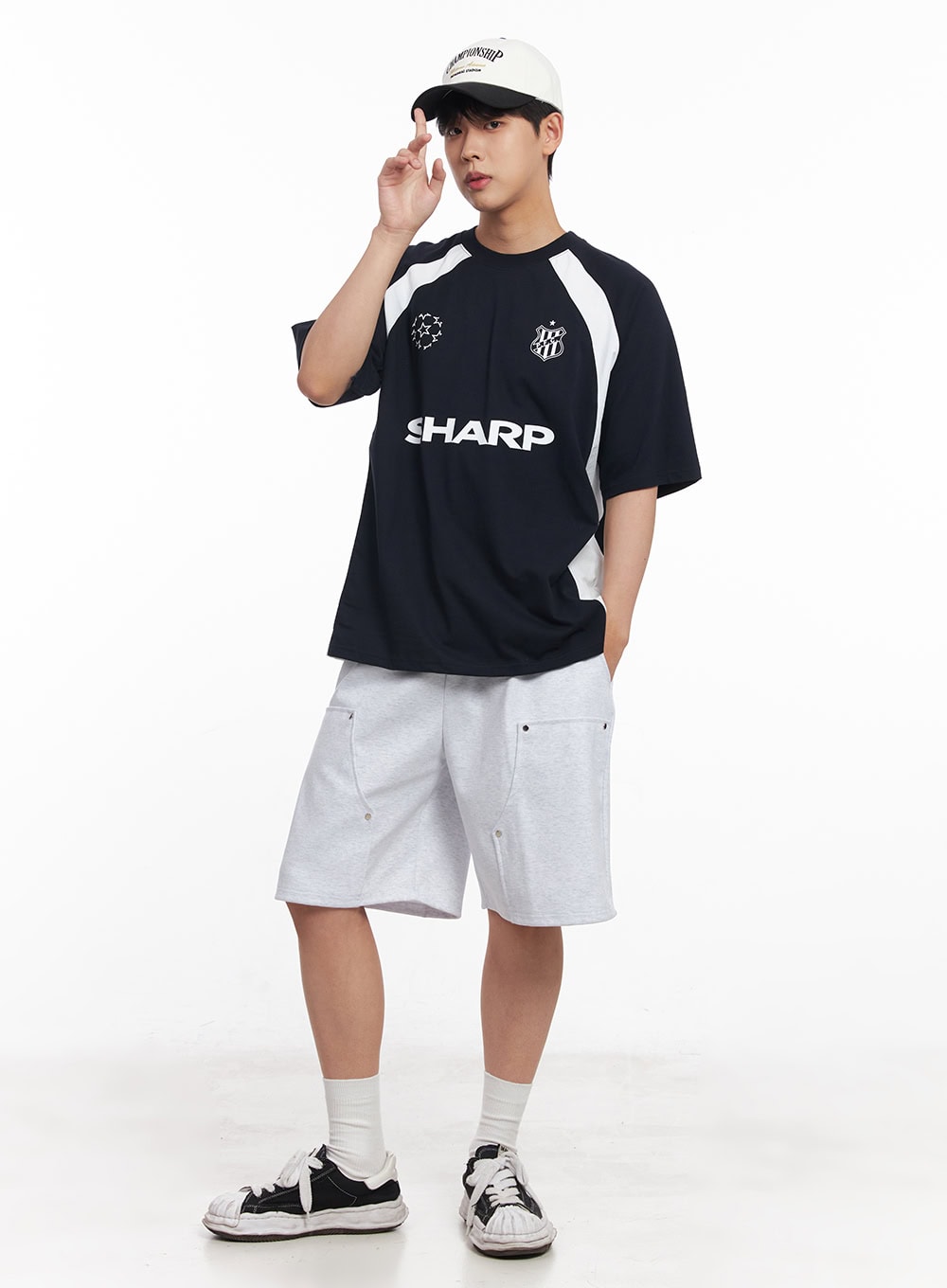 Men's Loose-Fit Graphic Raglan T-Shirt IY520