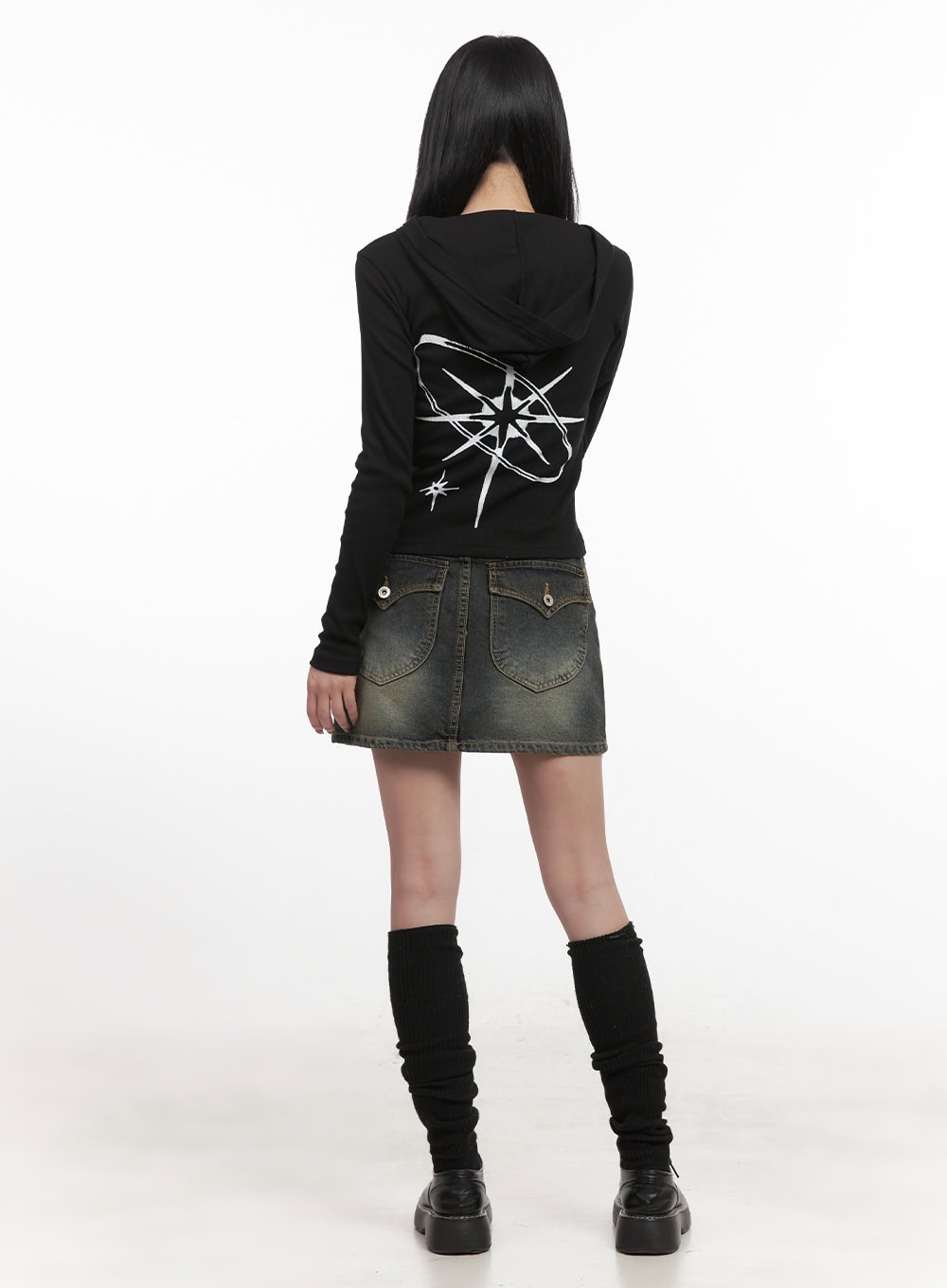 Slim-Fit Back Graphic Half-Zip Hoodie CJ517