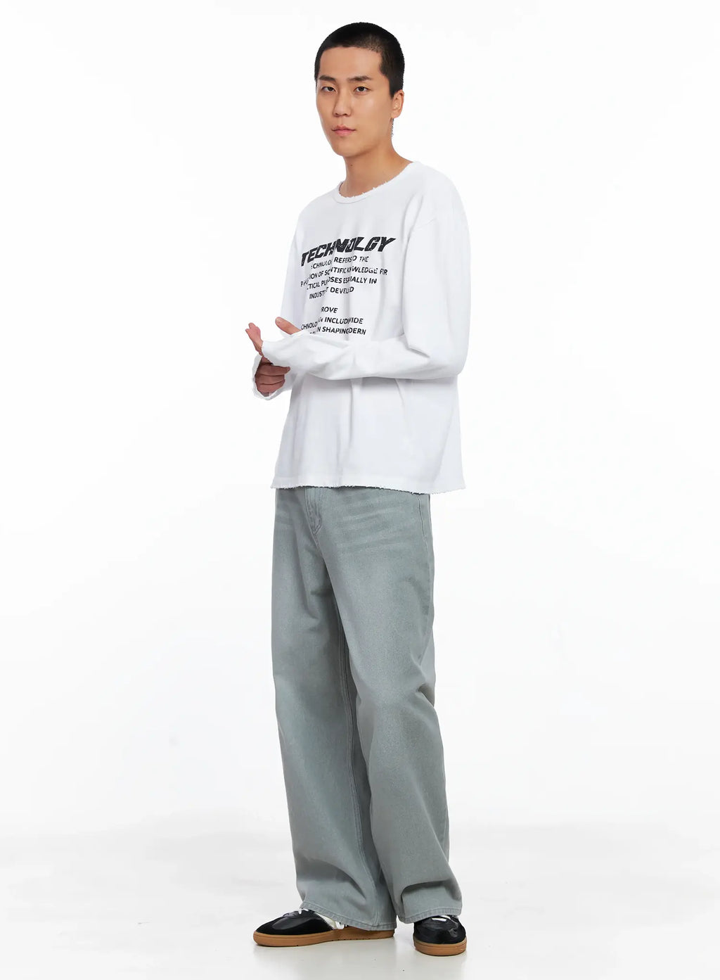 Men's Tech Graphic Long Sleeve Tee IS509