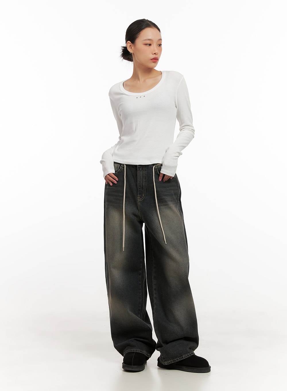 Cotton Blend Solid U Neck Top CD410