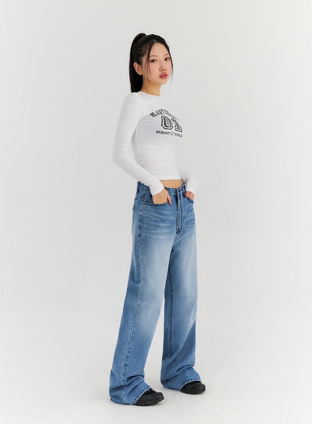 Slim Fit Graphic Crop Top CN315