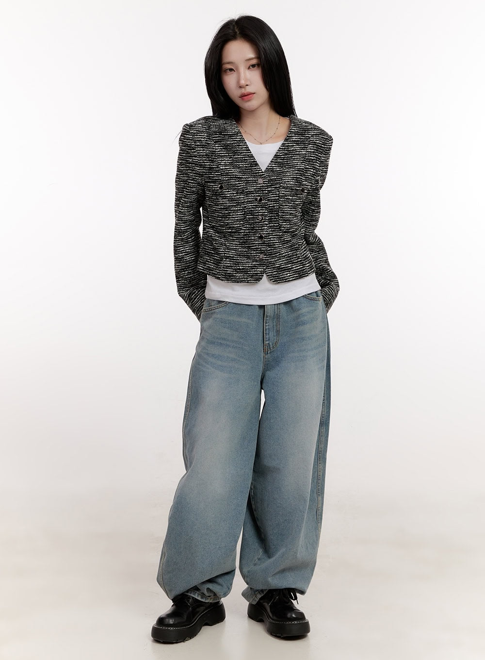 Tweed V-Neck Crop Cardigan CJ529