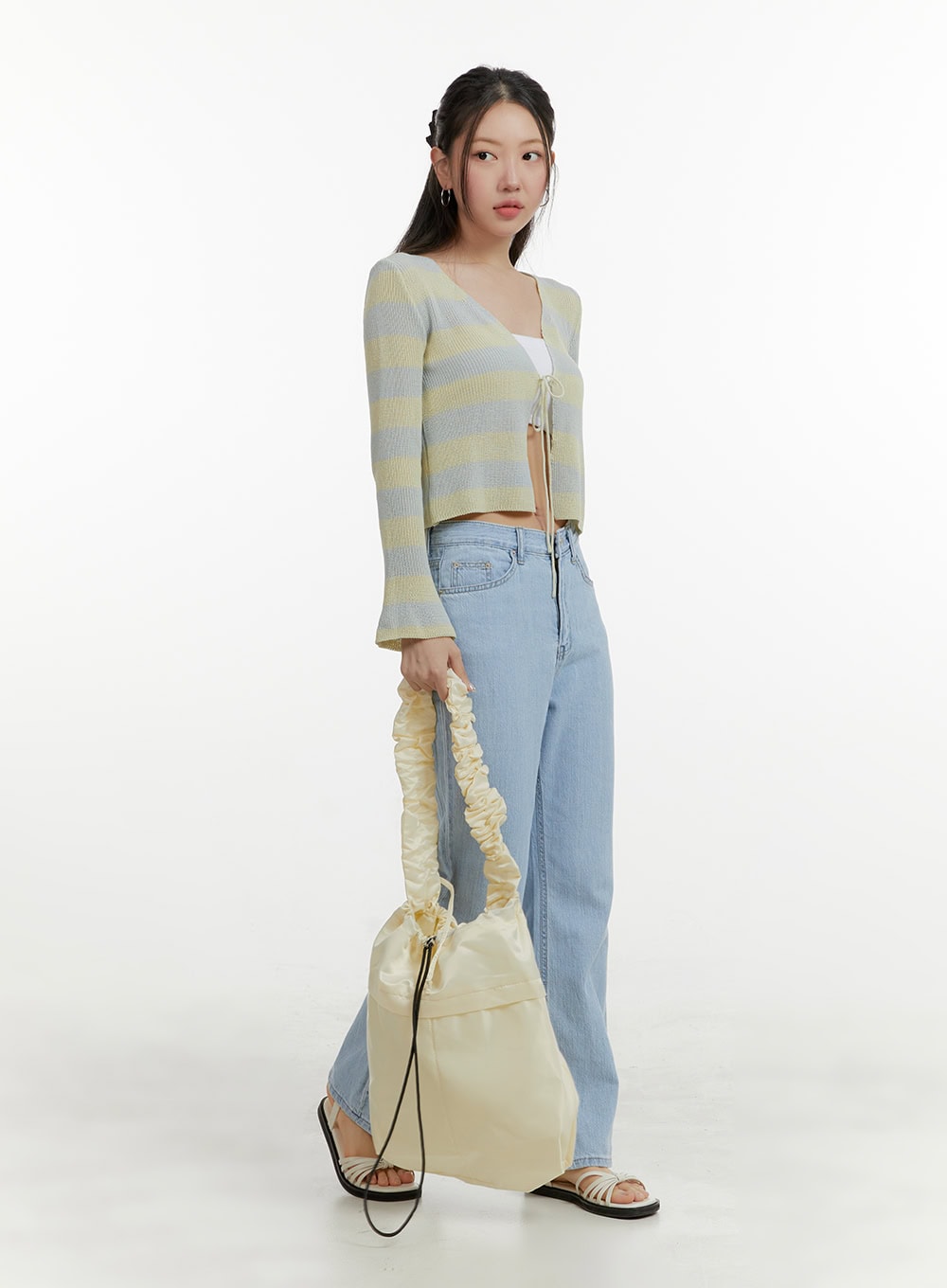 Loose-Fit Bootcut Jeans OY413