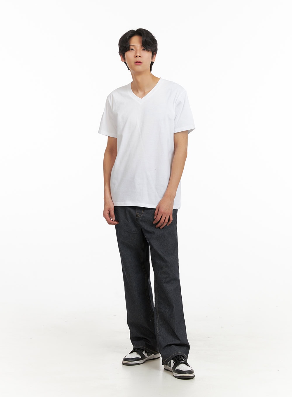 Men's Basic V-Neck T-Shirt (White) IY424