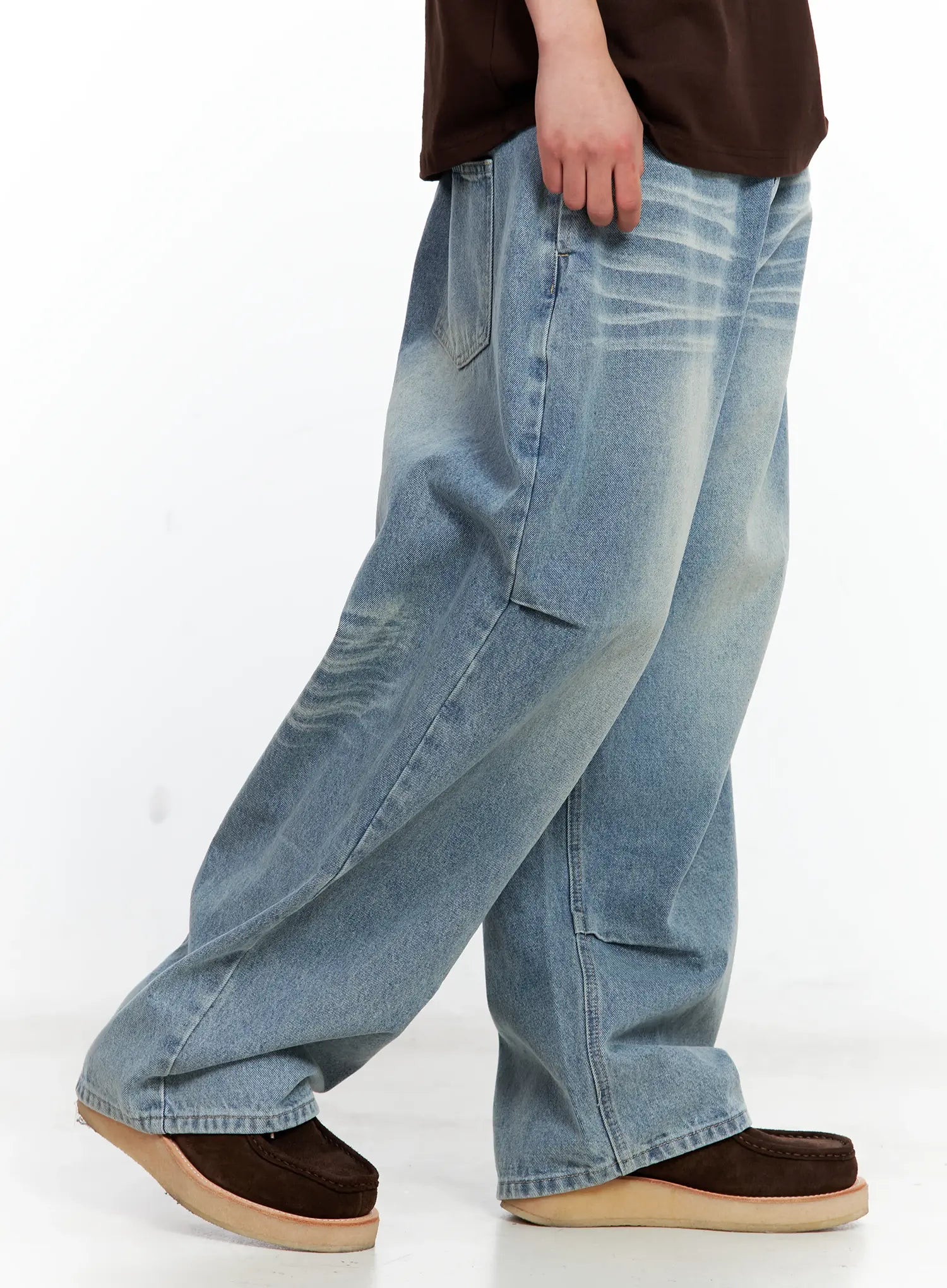Men's Front-Pleated Washed Wide Denim Pants IL514