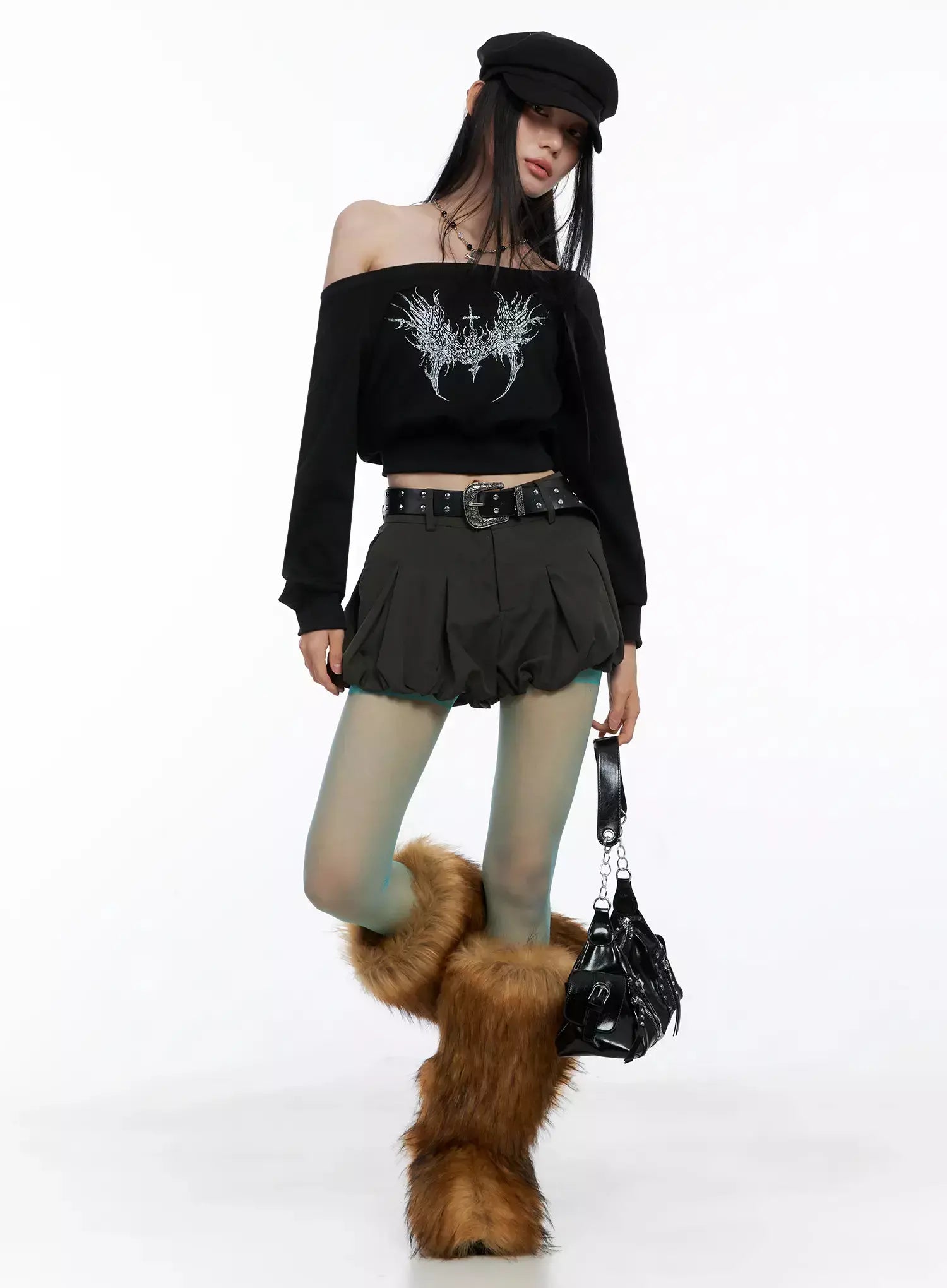 Off-Shoulder Graphic Sweatshirt IS525