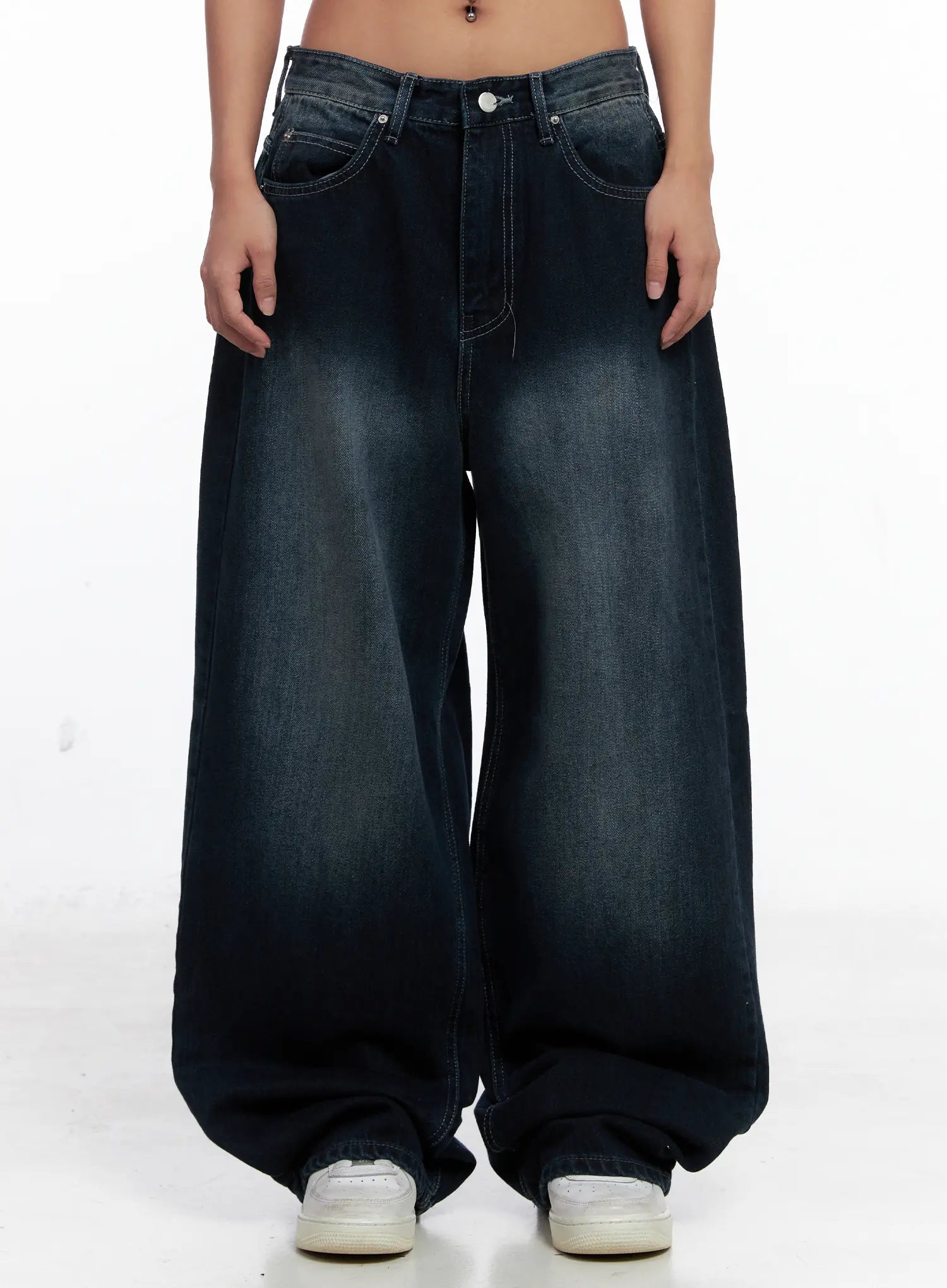 RM Washed Wide Leg Jeans CS522