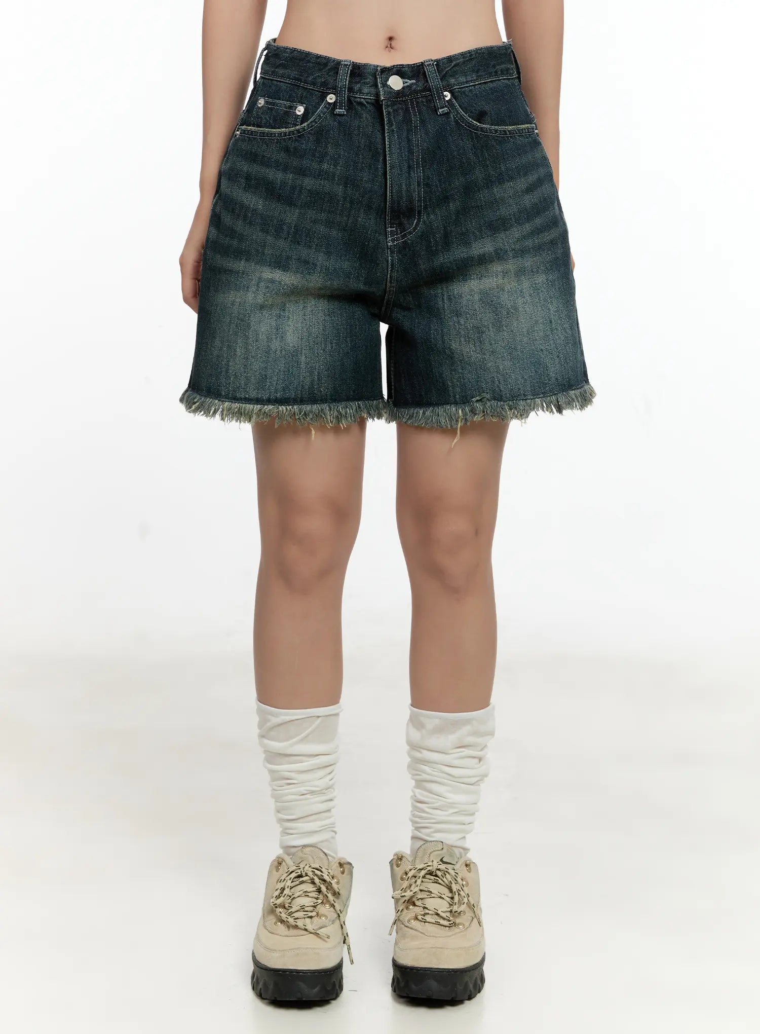 Distressed Hem Denim Shorts CL531