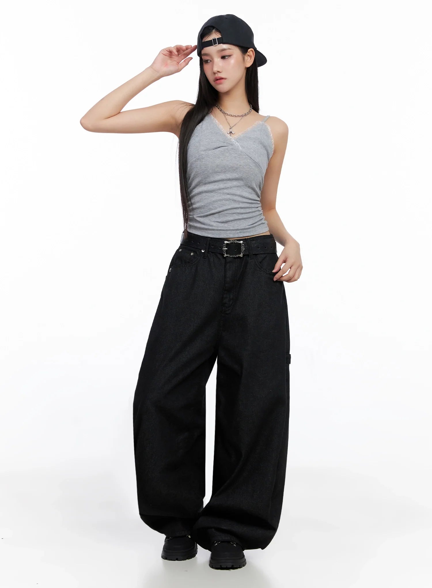 Sleeveless Ruched Lace Cami IS525