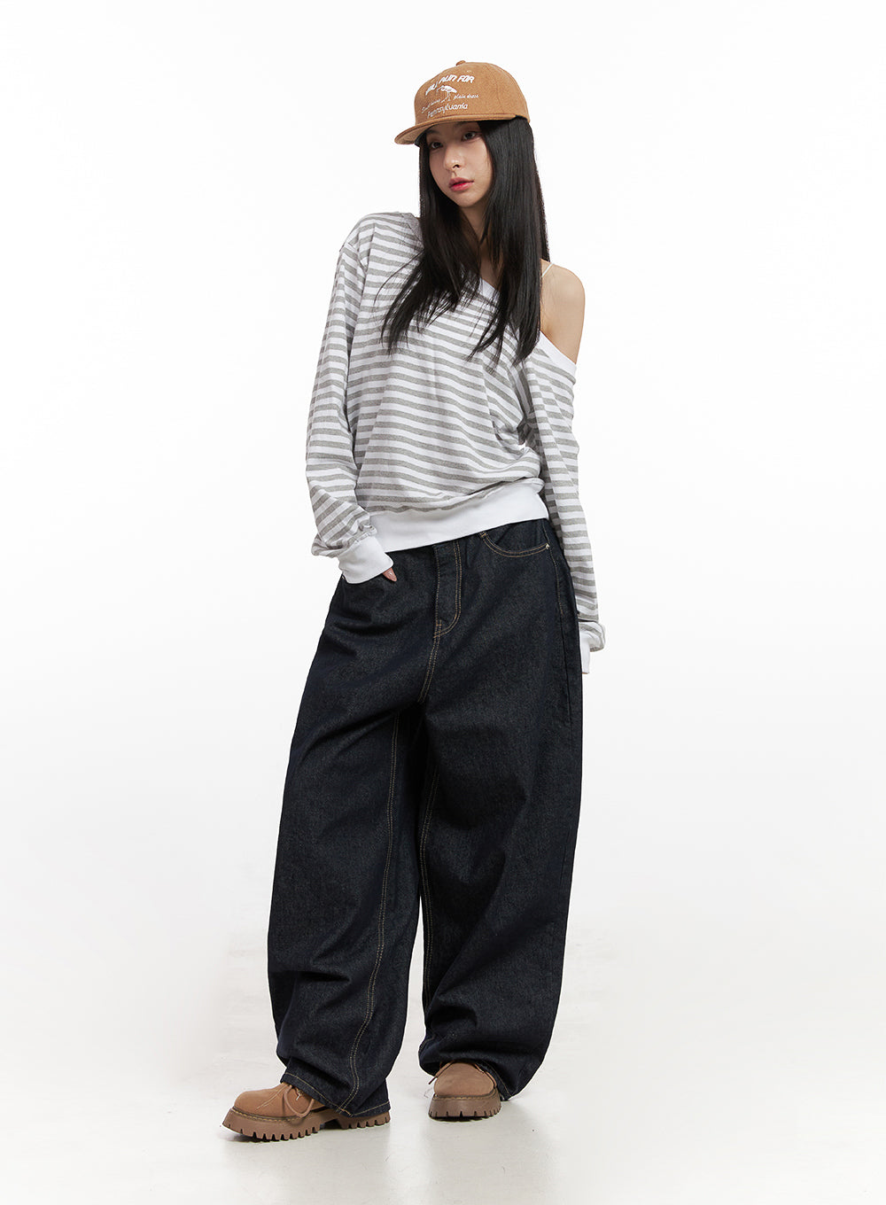 Lily Stitched Wide-Leg Jeans CN426