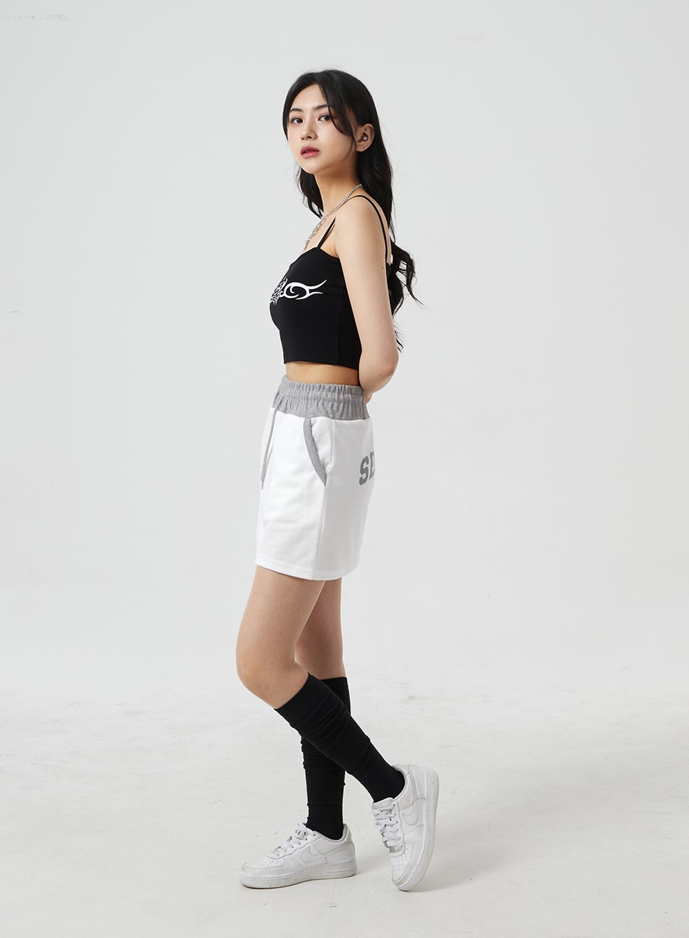 Graphic Sleeveless Top BM304