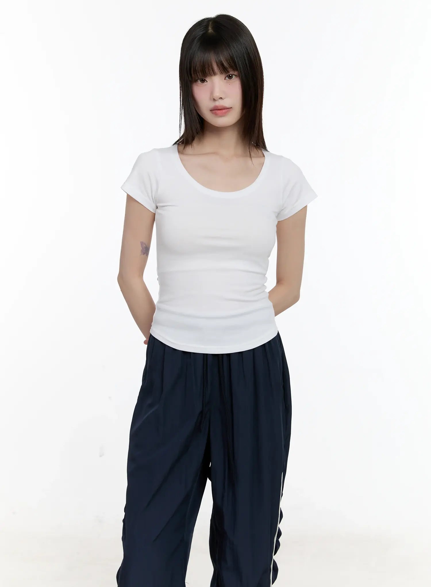 Cotton U-Neck Essential Top CL504