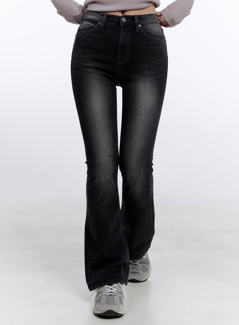 Janice Washed Flared Jeans CJ511