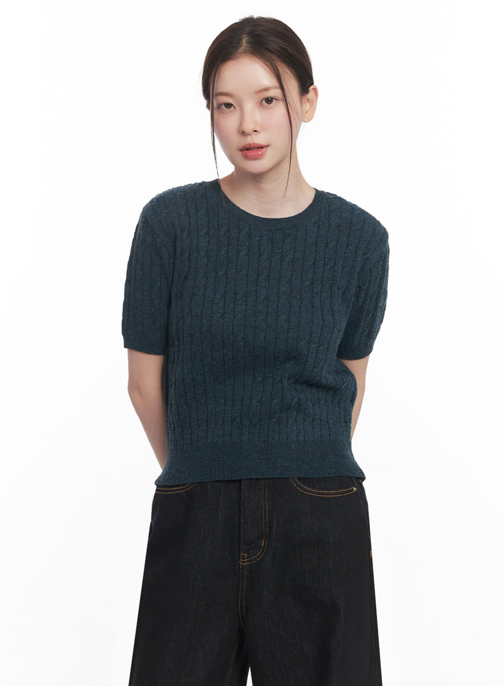 Cable-Knit Crop Top IY513