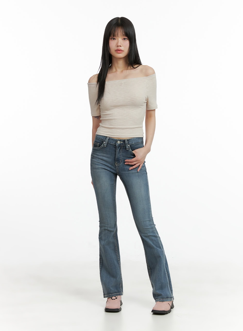 Tight Fit Low Waist Bootcut Jeans CL403