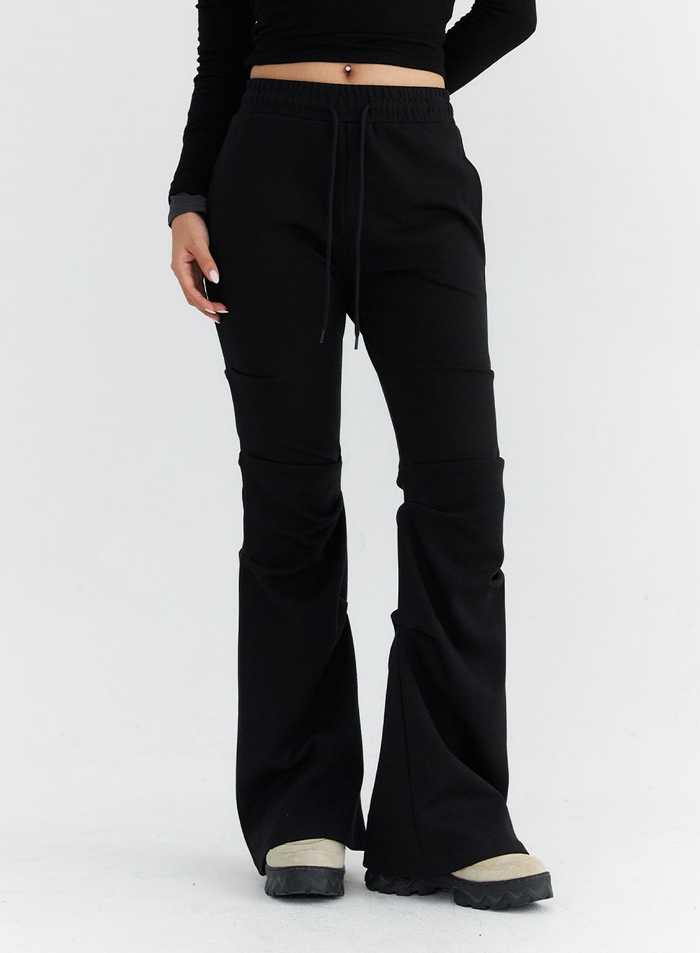 Pintuck Bootcut Jeans CO313