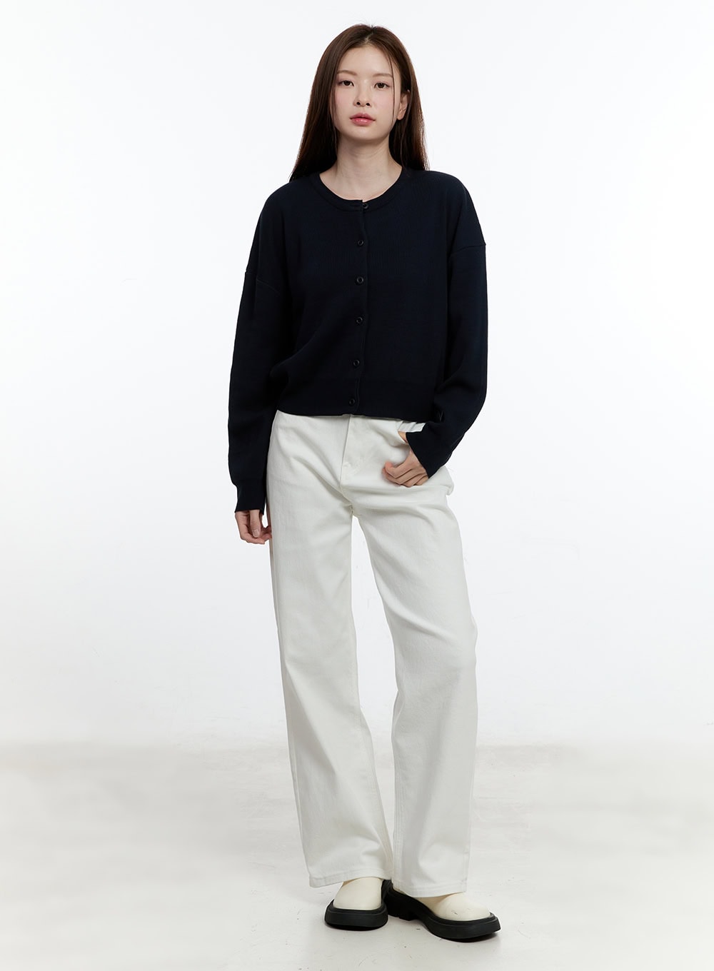 Classic Round Neck Long Sleeve Cardigan CM521