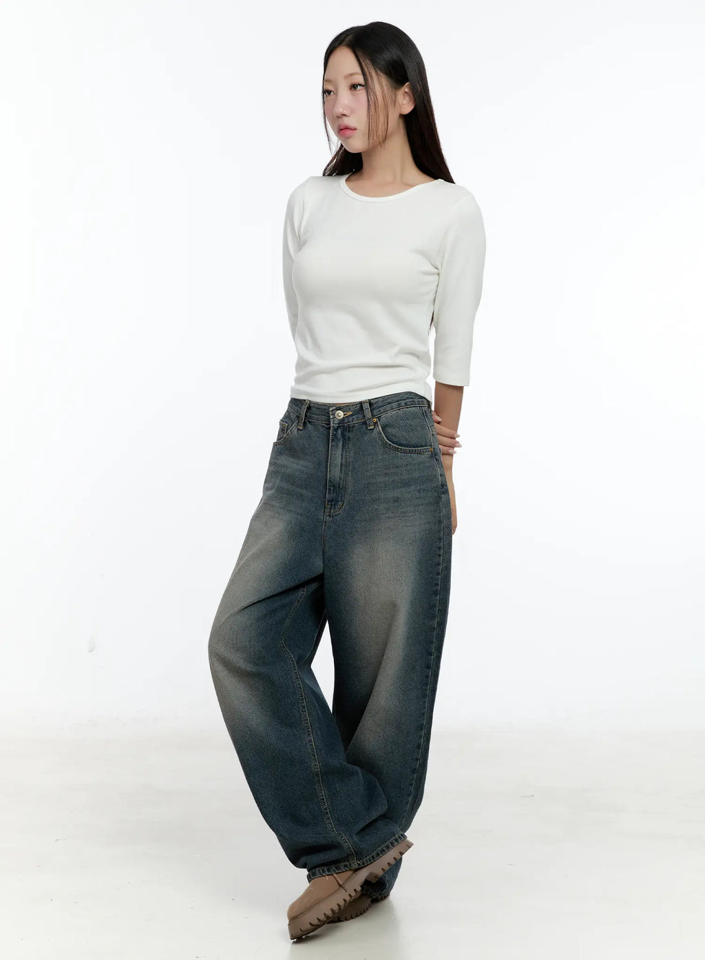 Nataly Dark-Washed Baggy Jeans CS517