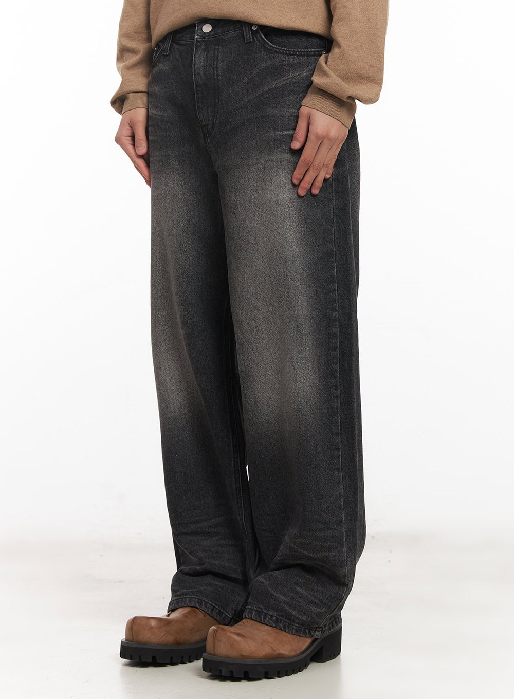 Men's Washed Wide-Leg Jeans IM518