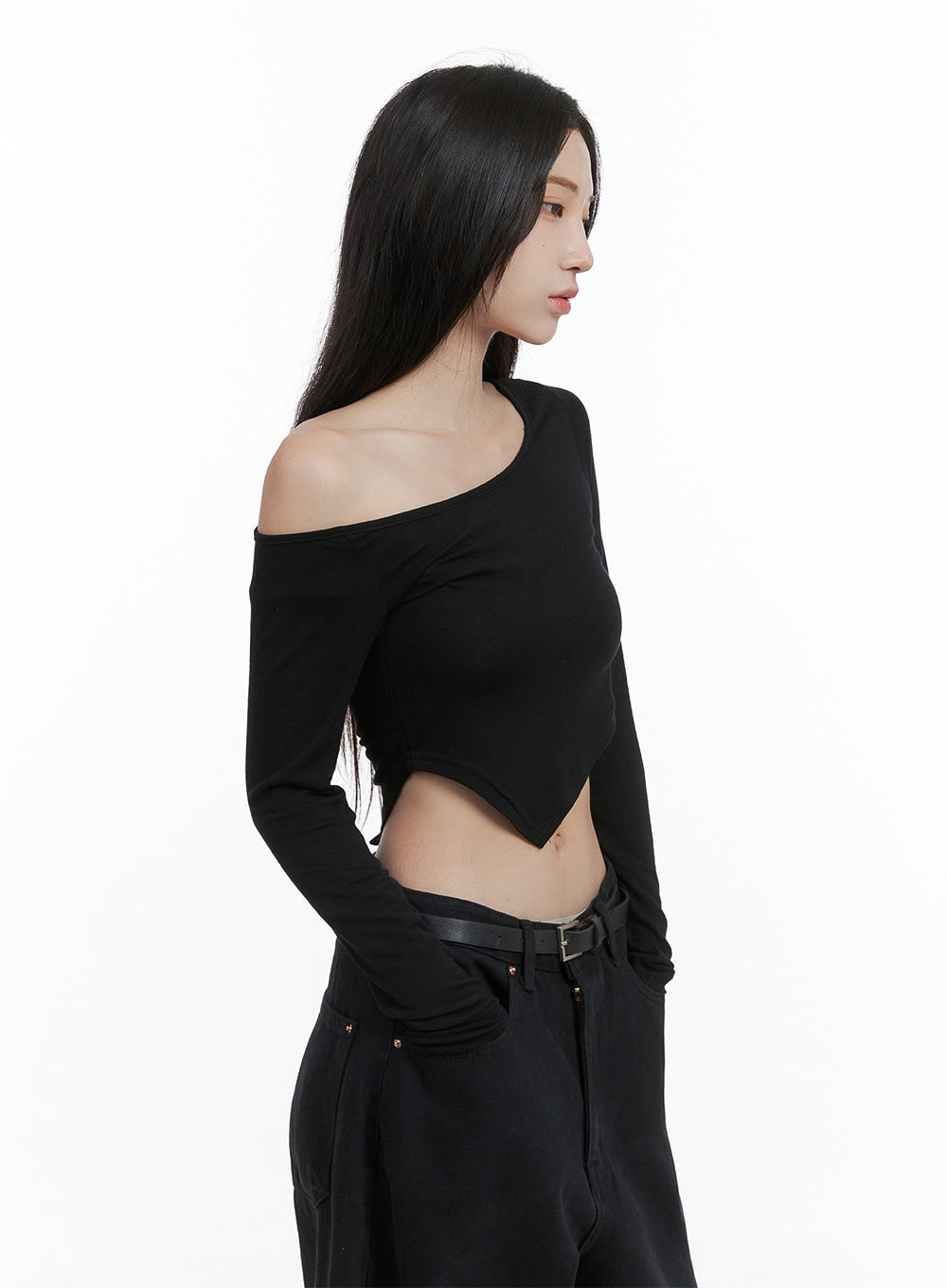 Unbalanced One-Shoulder Crop Top CS430