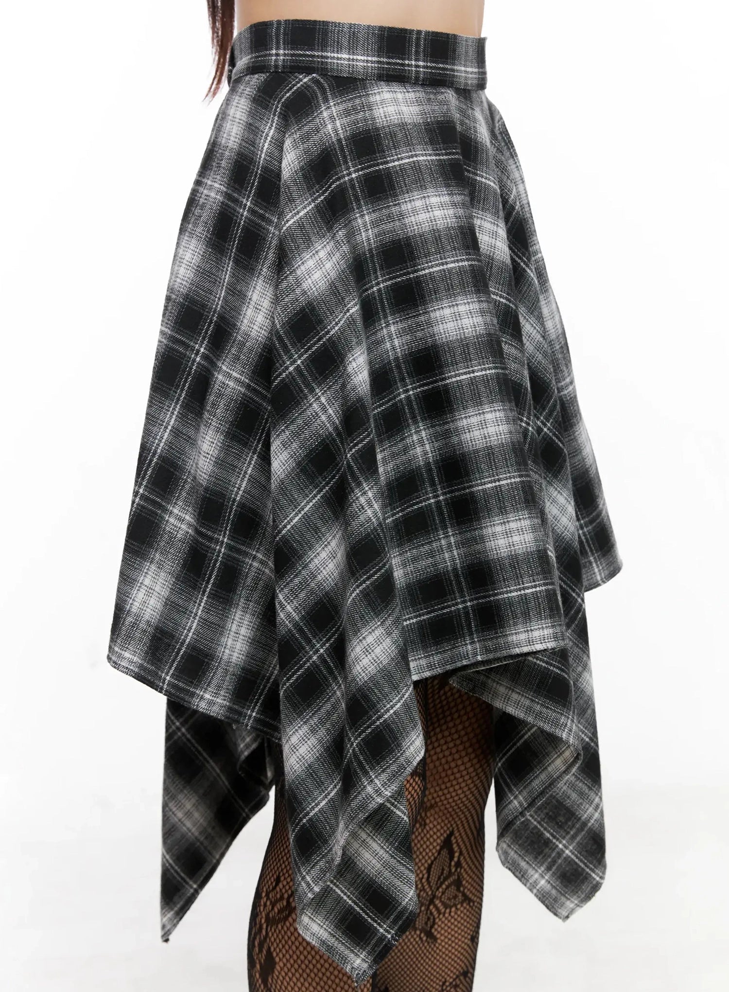 Asymmetrical Checkered Layered SkirtIG527