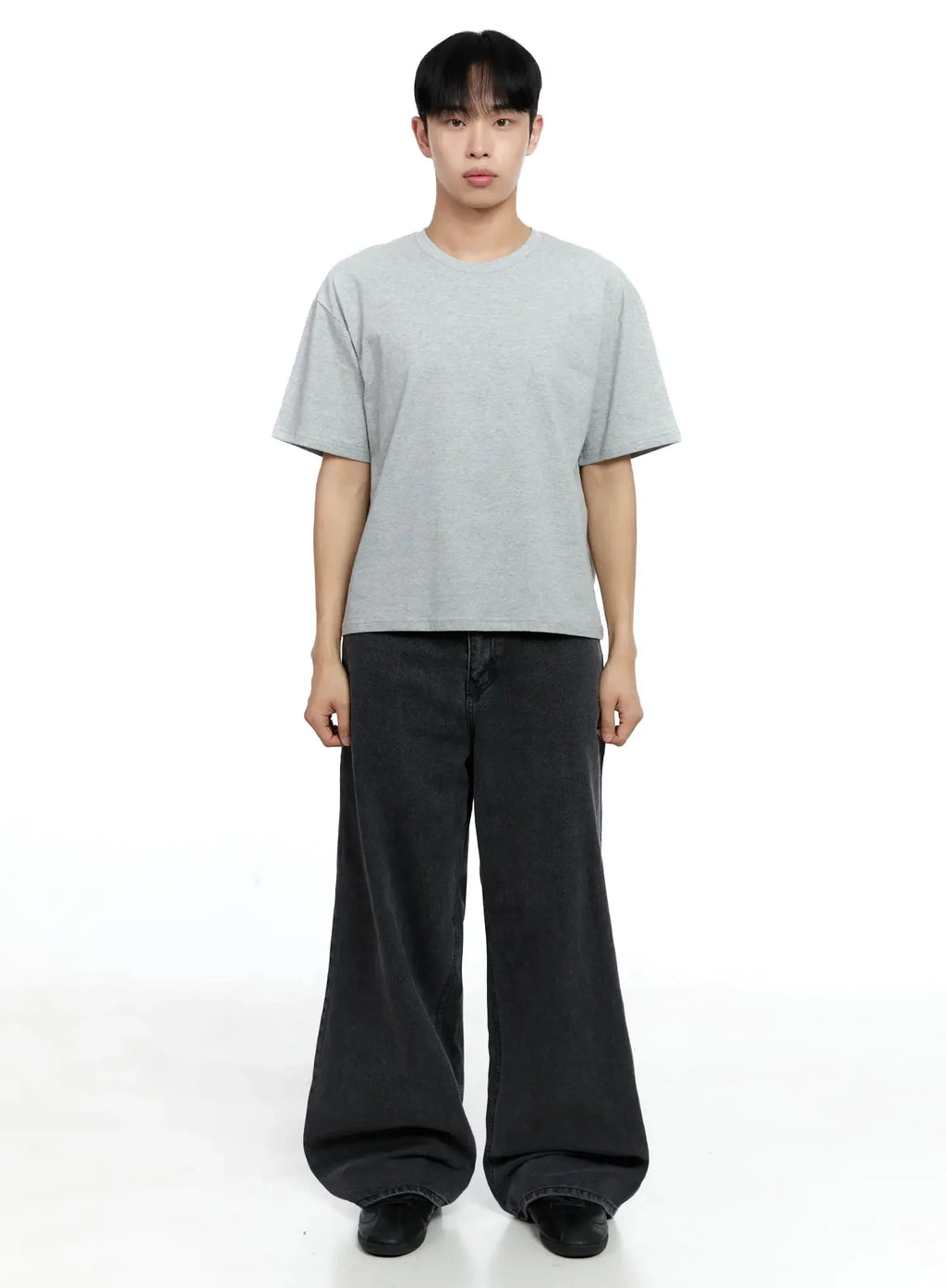 Men's Classic Wide-Leg Jeans IG520