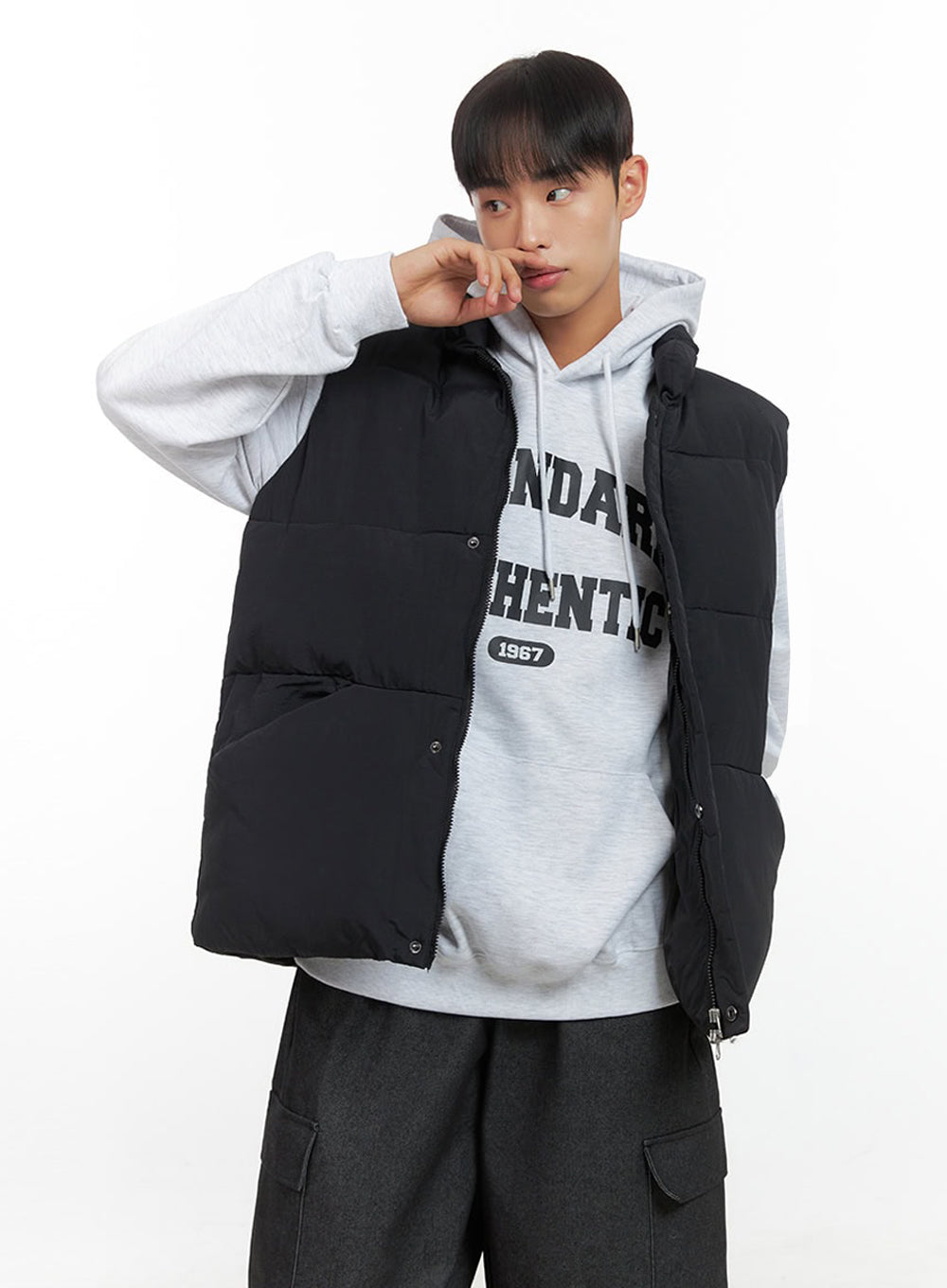 Men's Basic Puffer Vest IO420