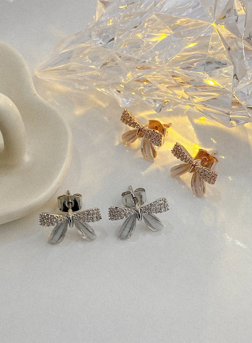 Glint Ribbon Cubic Earrings IA517